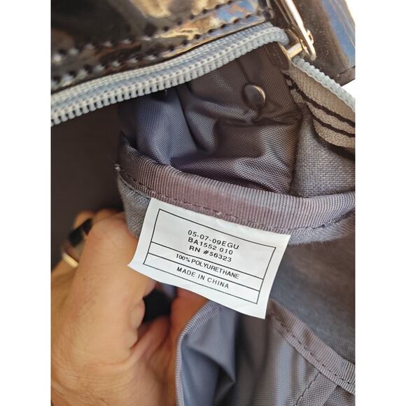 Vintage Nike Patent Leather Look Black Silver Messenger Gym Soccer‎ Shoulder Bag - Picture 14 of 16